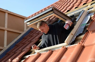 Pose de fenêtres de toit Velux à Longes
